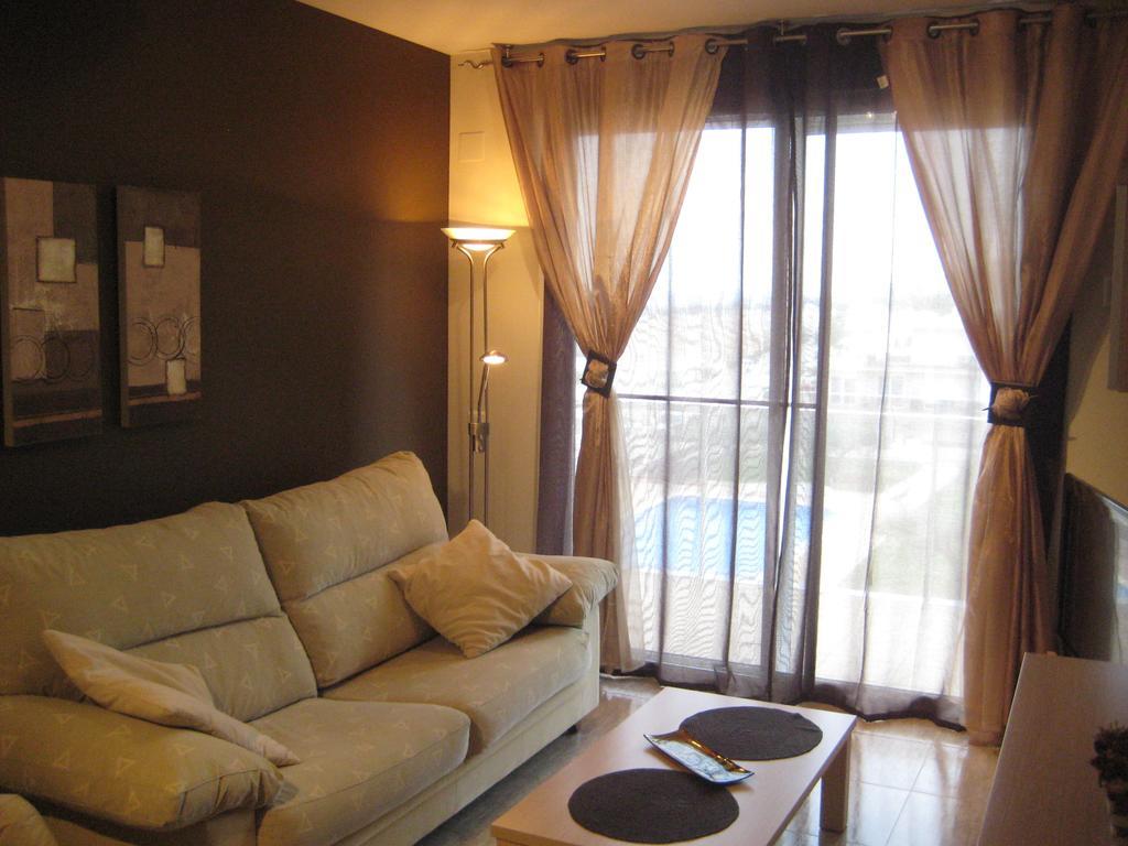 Apartamento Illa Mar Sant Carlos de la Ràpita Habitación foto